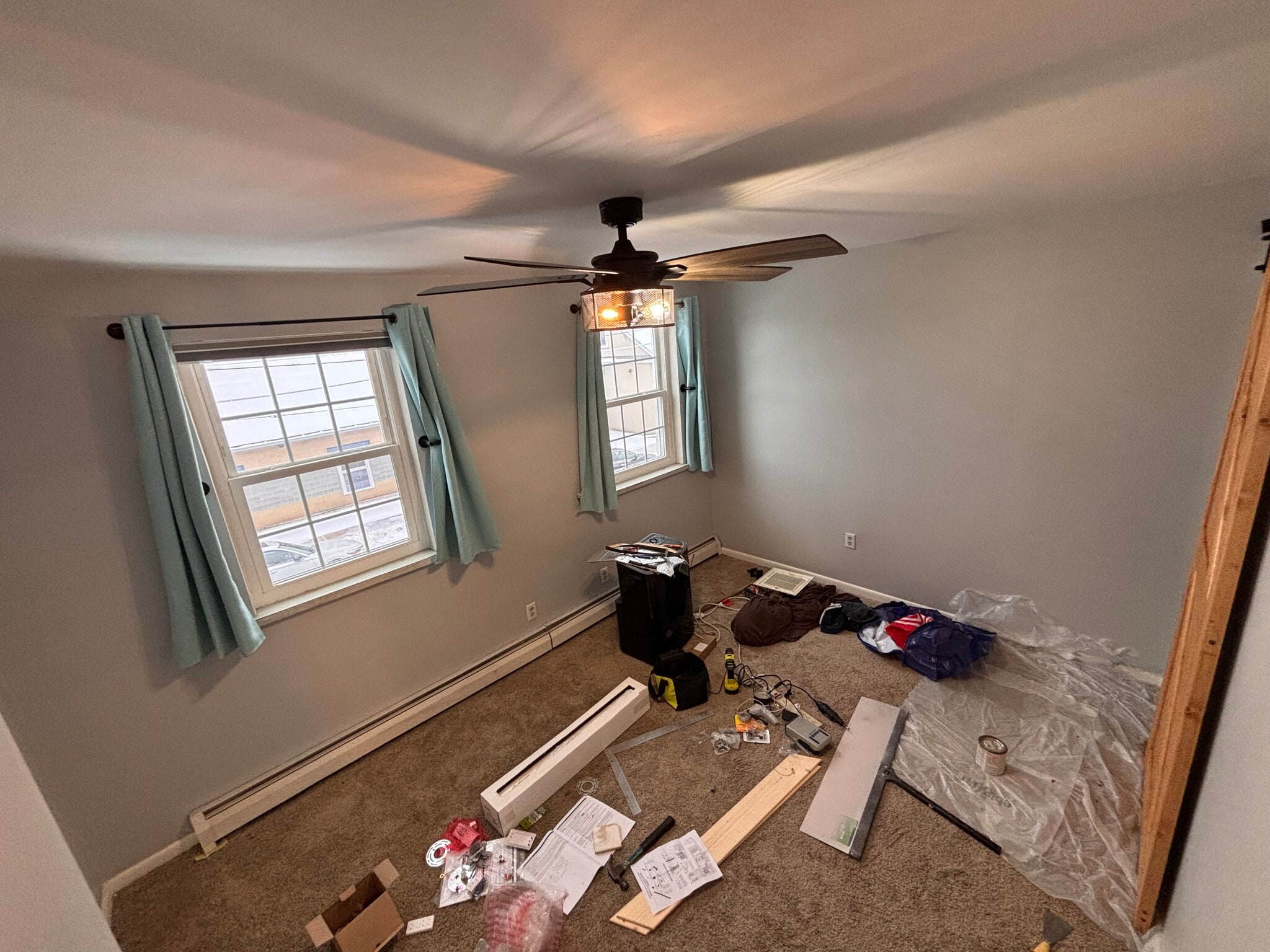 Building Photo - 520 Harry St