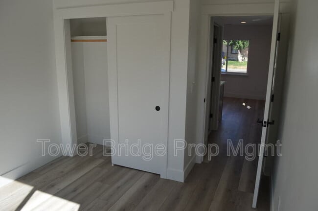 Building Photo - 2839 Taft St