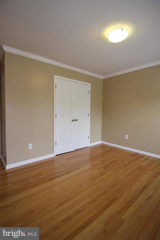 Building Photo - 10470 Courtney Dr