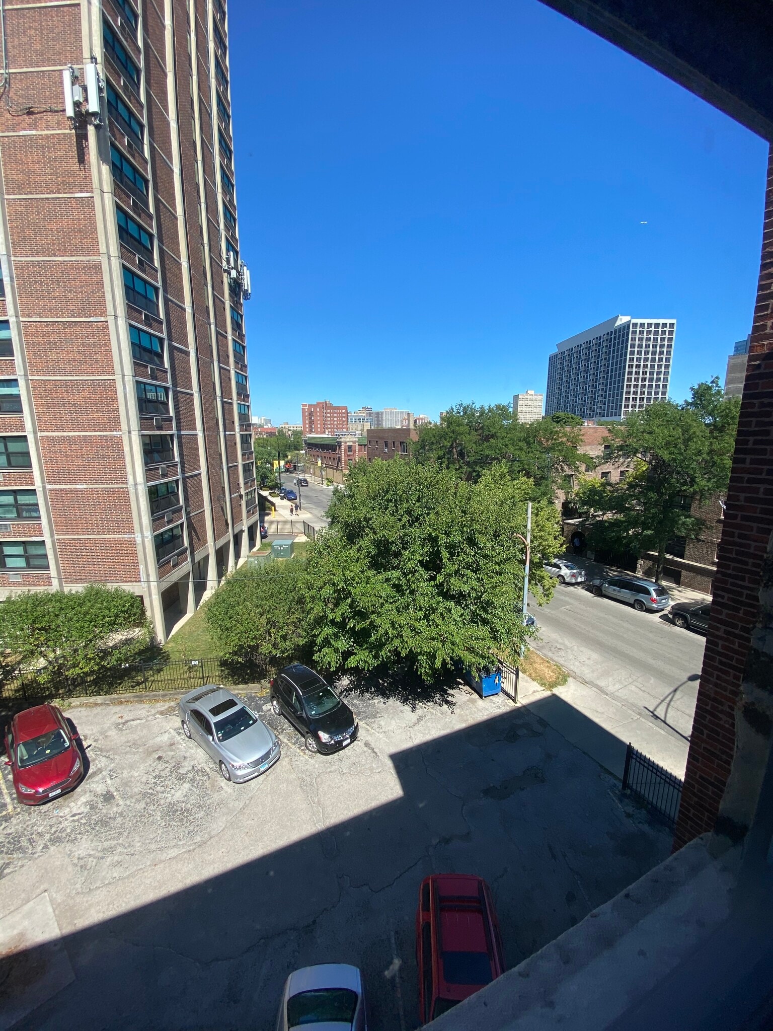 Building Photo - 4236 N Broadway St
