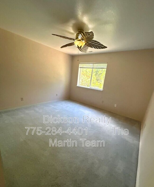 Building Photo - 3245 Marthiam Ave