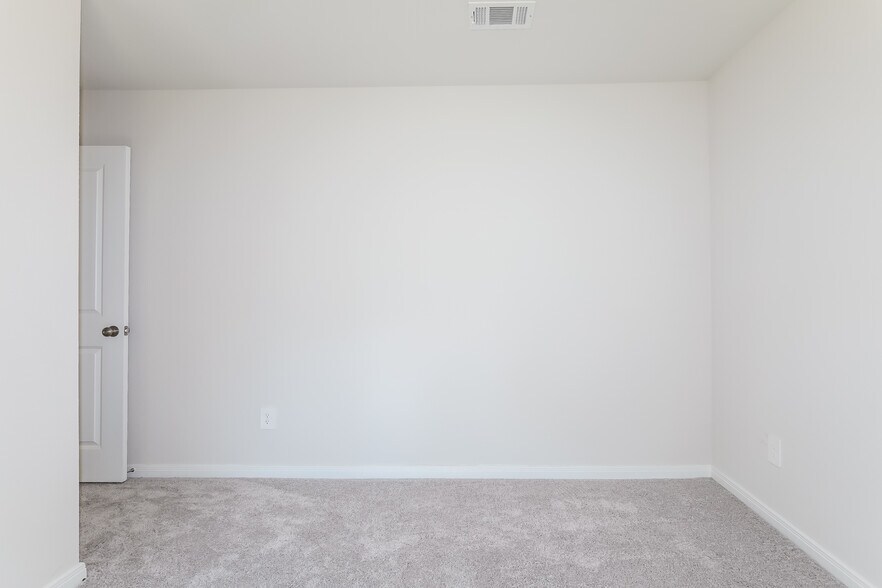 Building Photo - 14178 Green Wing Cir