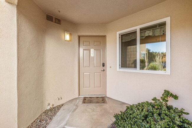 Building Photo - 78121 Crimson Ct