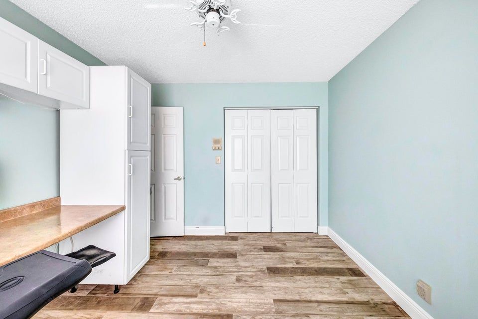 Building Photo - 2075 NW 15th Pl