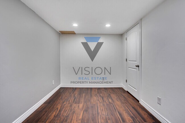 Building Photo - 8766 S 4870 W
