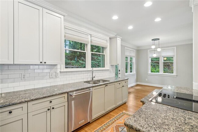 Building Photo - 1503 Whitehead Bluff NW
