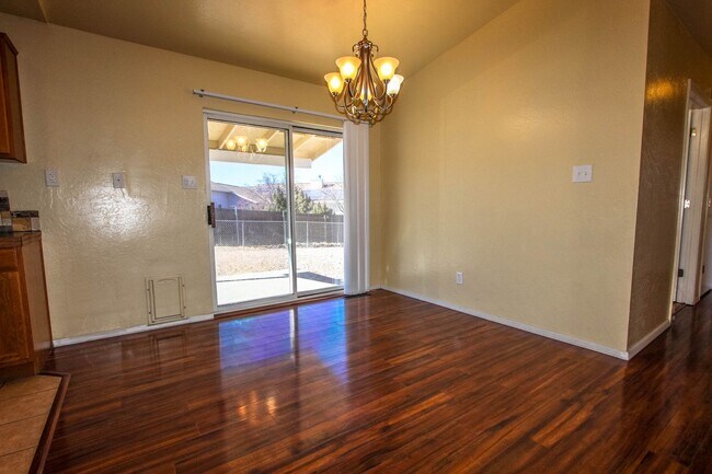 Building Photo - Prescott Valley Four Bedroom Home