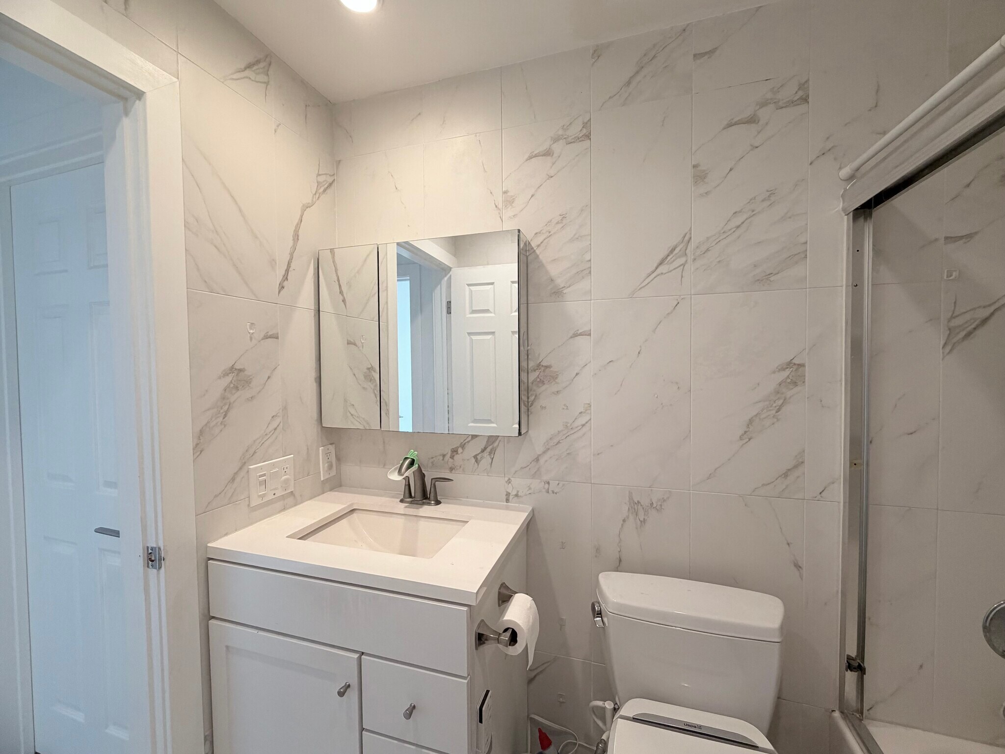 Building Photo - 3525 Lebon Dr