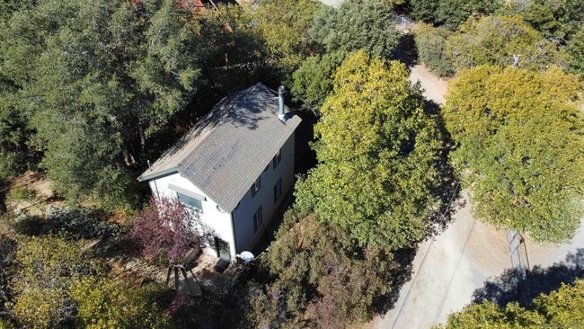 Building Photo - 3870 Crescent