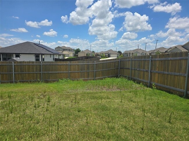 Building Photo - 200 Lavaca River Ln