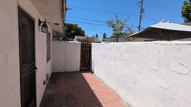 Private Patio - 209 N Florence St