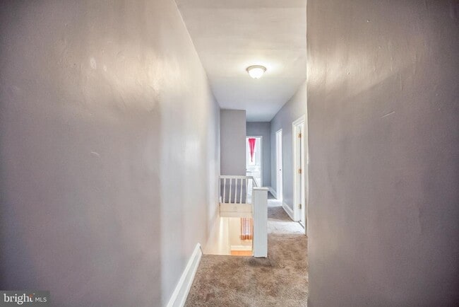 Building Photo - 530 N 58th St