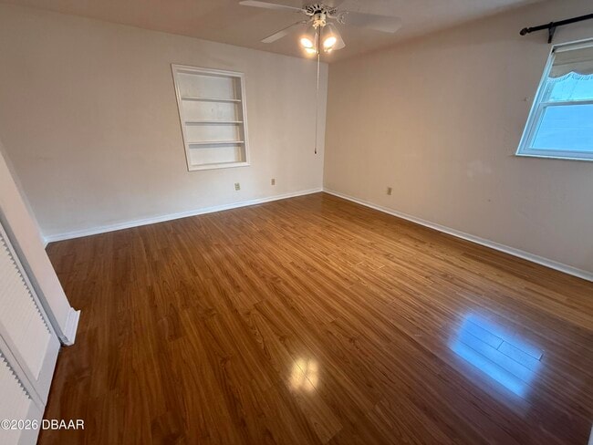 Building Photo - 117 Cuadro Pl