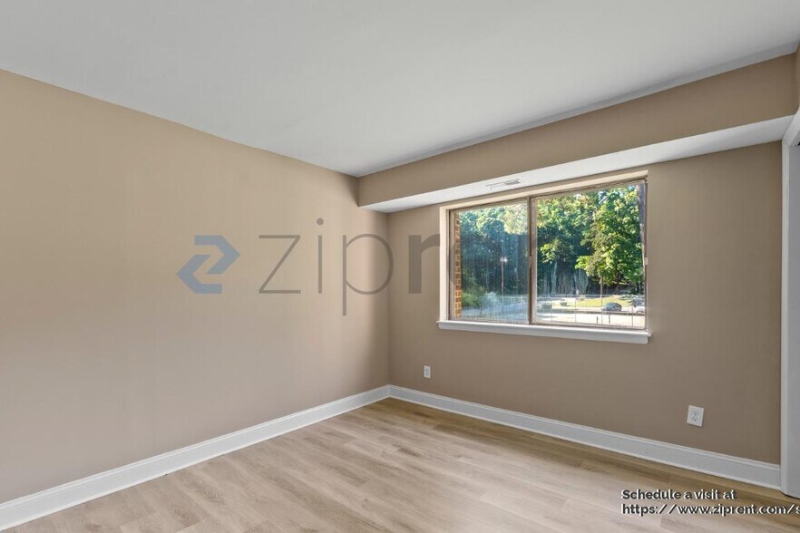 Building Photo - 1022 Sandlin Pl