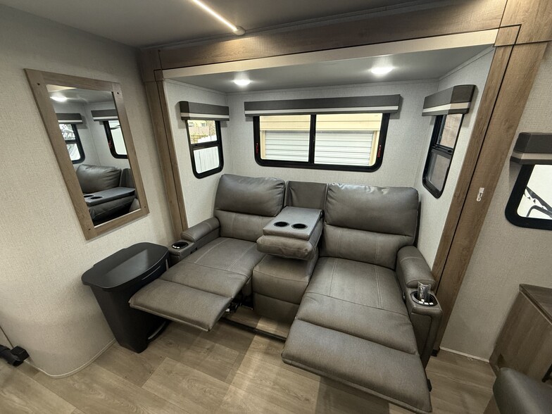 Building Photo - 312 Fleming Ave