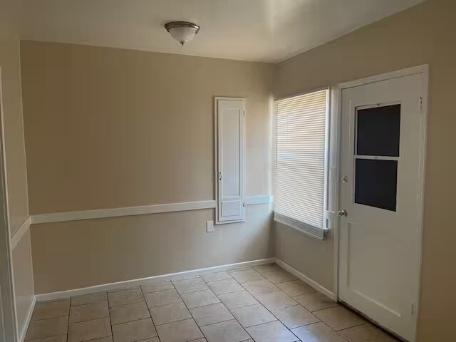 Building Photo - Victoria Apartments