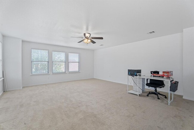 Building Photo - 1109 Hyde Park Dr