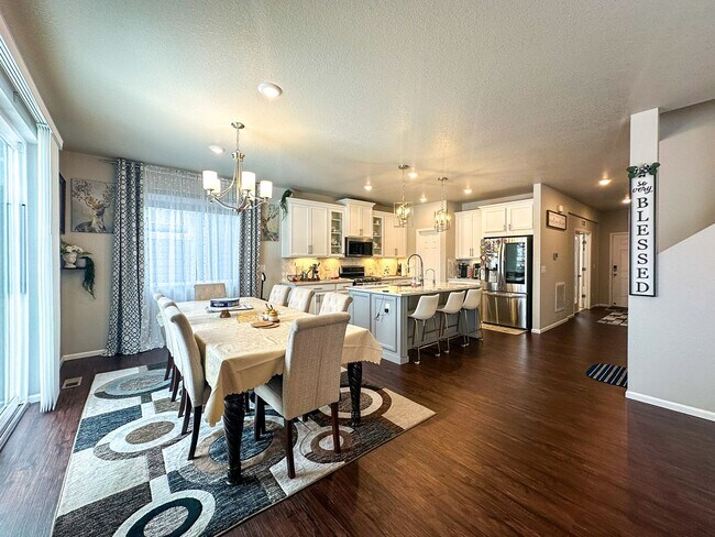 Building Photo - Meadowlark serene 4bd retreat