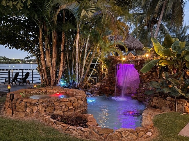 Building Photo - 7521 SW 56th St