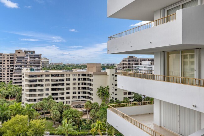 Building Photo - 155 Ocean Ln Dr