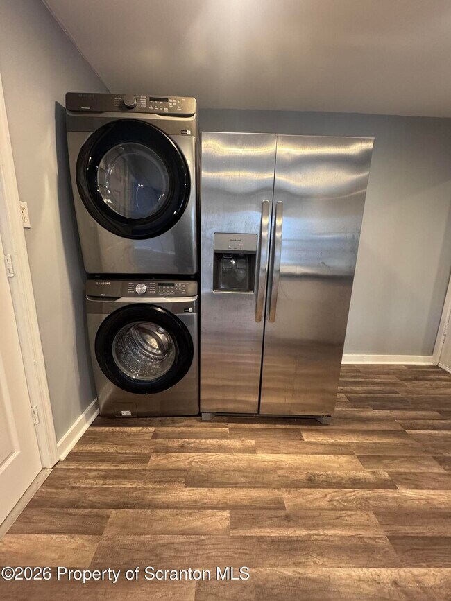 Building Photo - 1019 Wheeler Ave