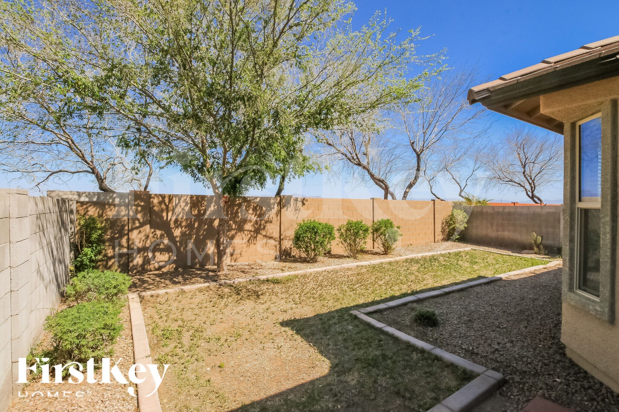 Building Photo - 3798 E Alamo St