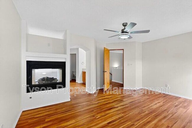 Building Photo - 10909 Pasquale Dr NW