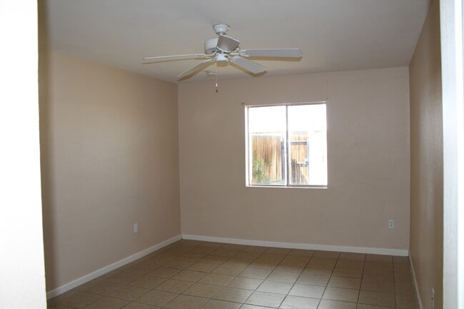 Building Photo - VILLA DE CORTEZ