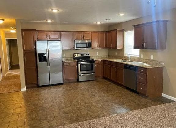 Primary Photo - 2407 Putnam St