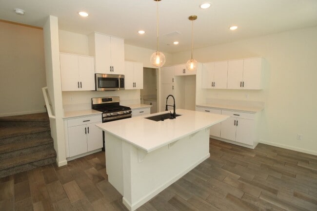 Building Photo - 3732 Graystoke Way