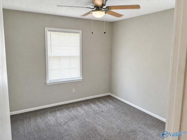 Building Photo - 4459 Millvale Dr SW
