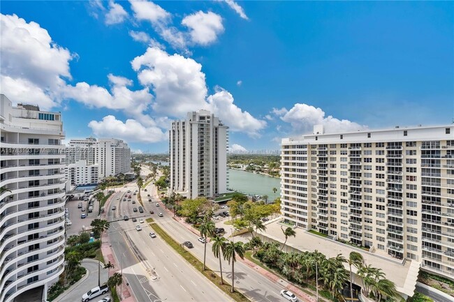 Building Photo - 5555 Collins Ave