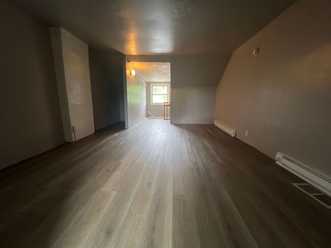 Building Photo - Beautifully remodeled 3 bedroom rental in Easton