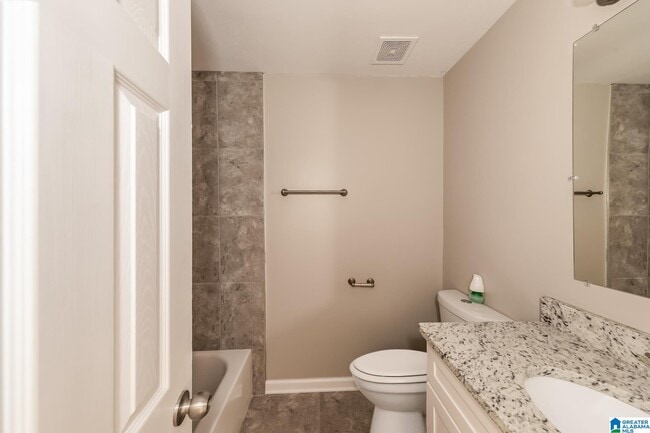 Building Photo - 6446 Freda Dr
