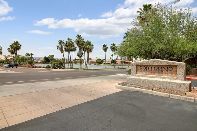 Building Photo - 3830 E Lakewood Parkway East