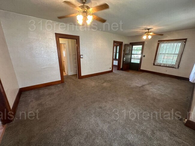 Building Photo - COMING SOON, PLEASE CHECK BACK