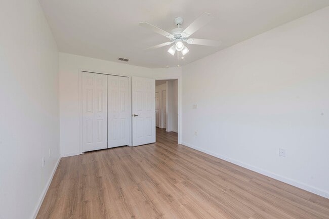 Building Photo - 3701 Titanic Cir