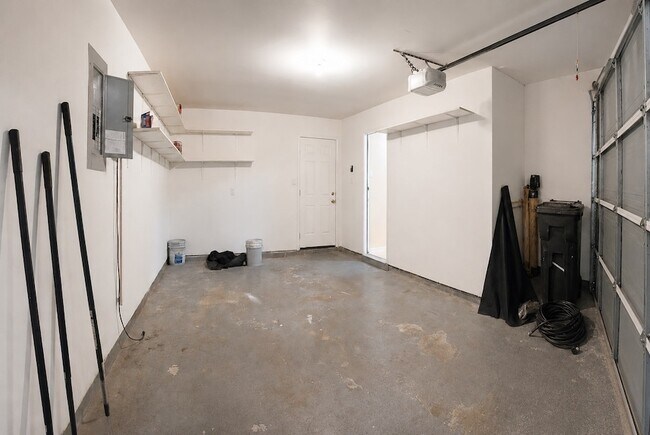 Building Photo - 24106 Broken Bow Ln