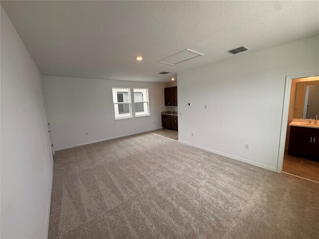 Building Photo - 14727 Field Daisy Dr
