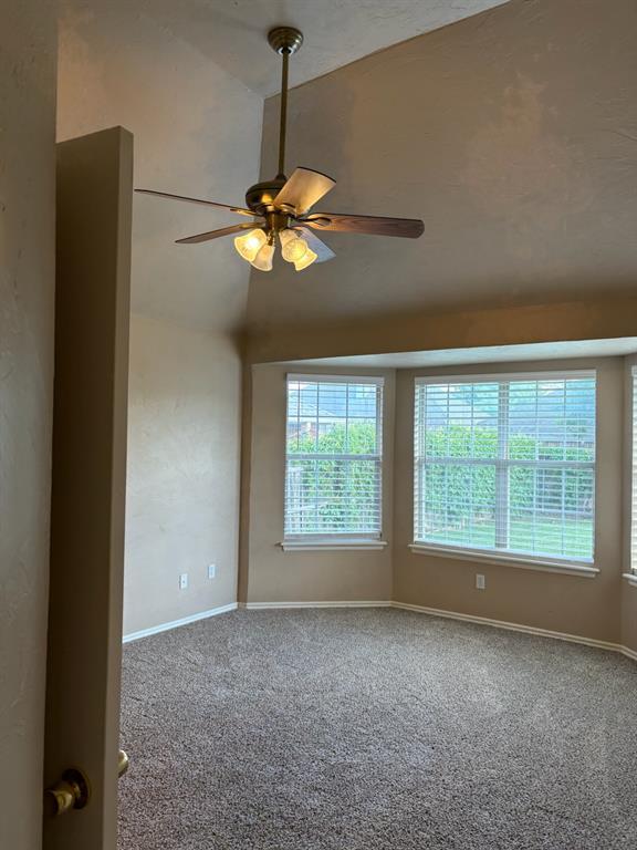 Building Photo - 1424 SW 129th St