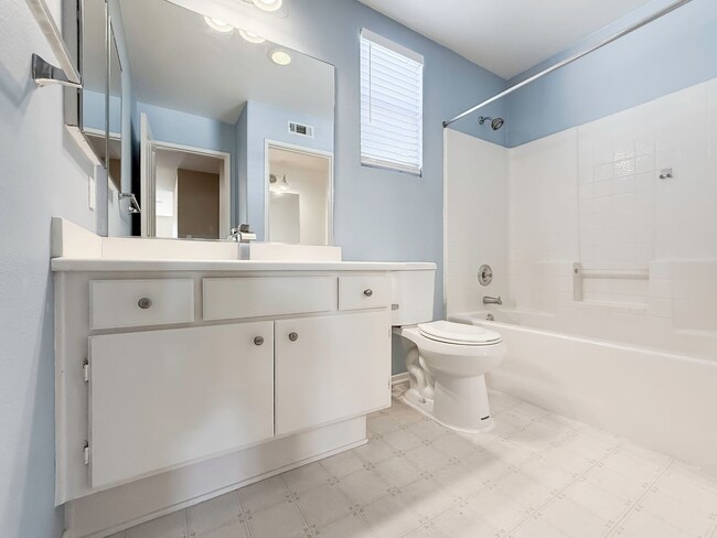 Building Photo - AVAILABLE NOW! 4 BED / 3 BATH TEMEKU HILLS HOME FOR RENT! LARGE BACKYARD + AMENITIES GALORE!