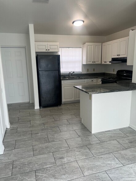 Building Photo - 10770 US-19
