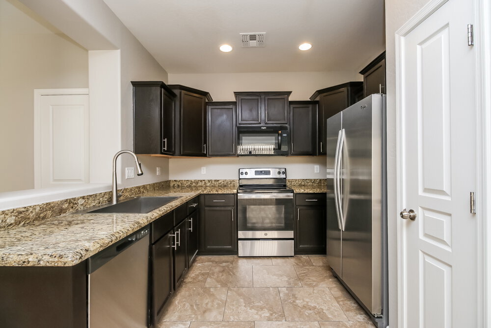 Building Photo - 92 E Catclaw St