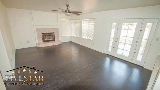 Building Photo - House for Rent on 4938 Shorebird Drive