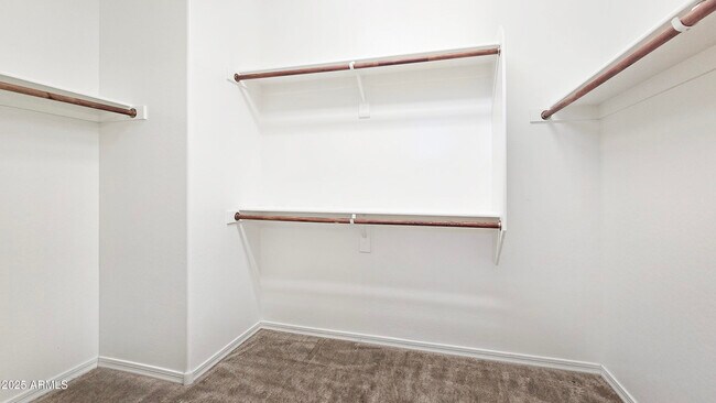 Building Photo - 1006 S 202nd Ln