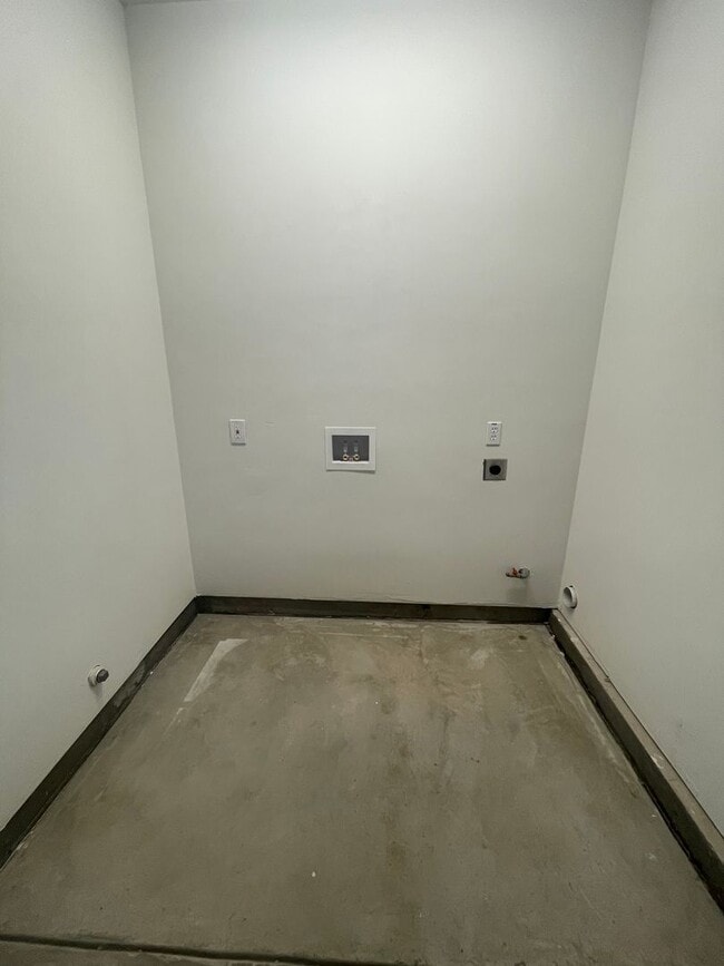 Building Photo - 2 Bedroom, 2 Bathroom ADU