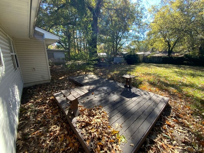 Building Photo - 115 Blakely Rd