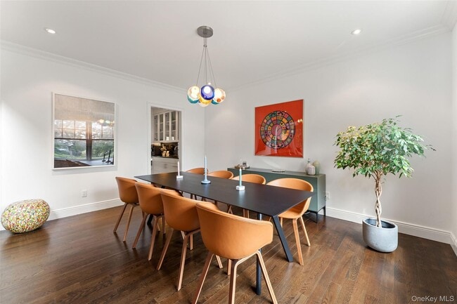 Building Photo - 20 Brookline Rd