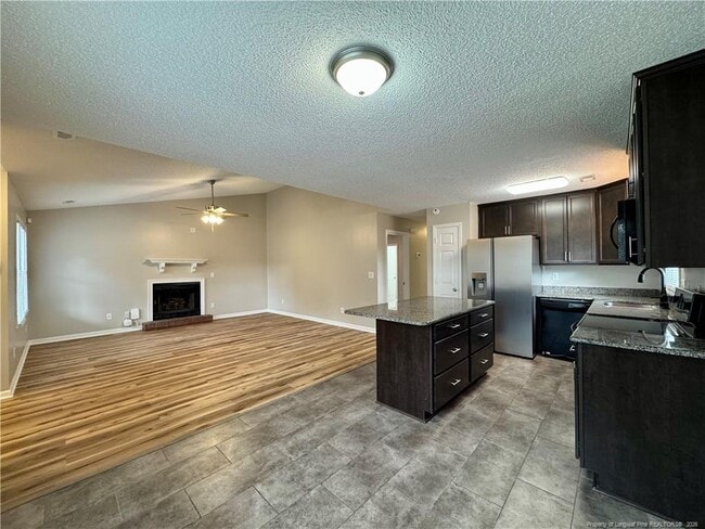 Building Photo - 754 Candlewick Ct