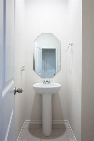 Building Photo - 1171 Norias Dr